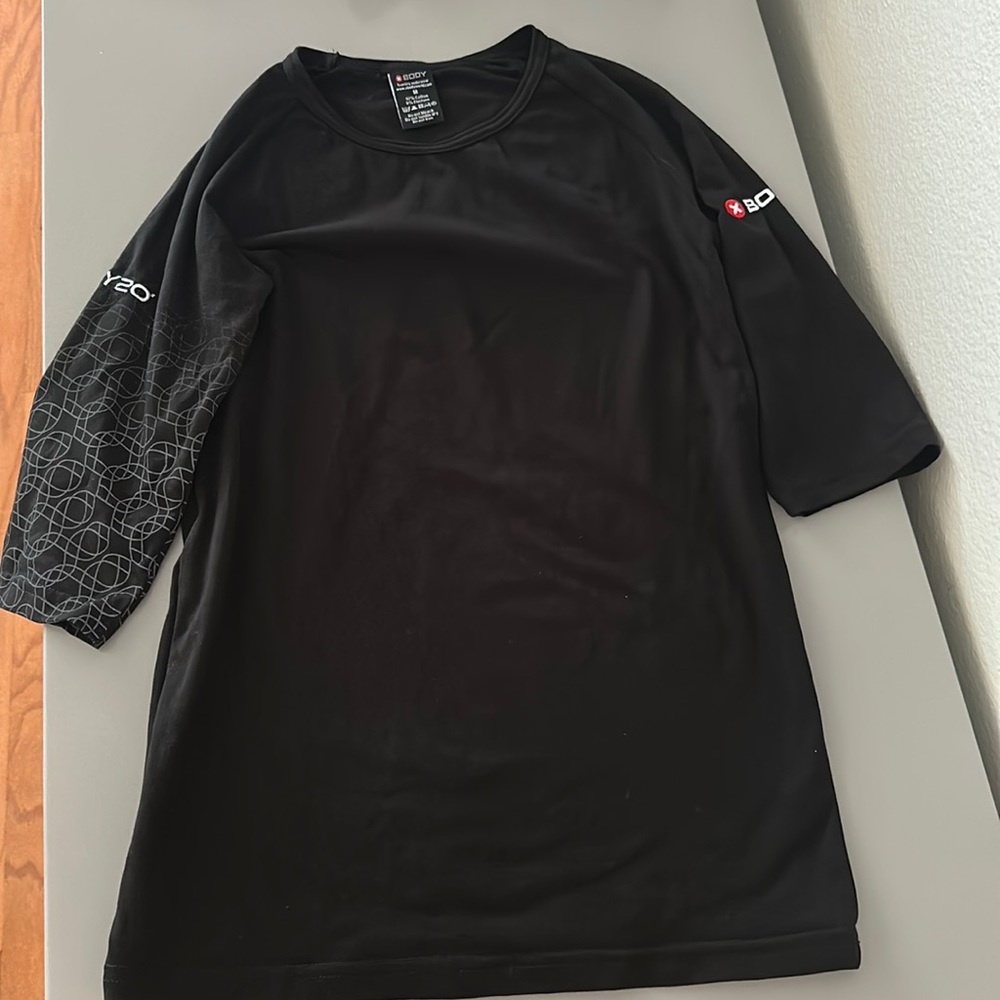 Body20 shirt base layer